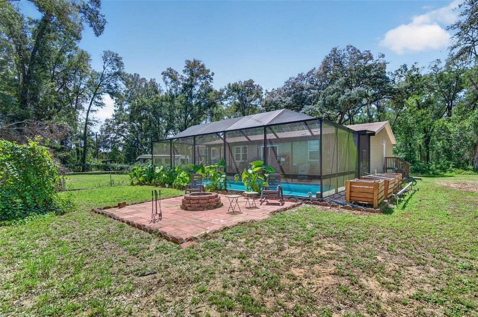 Manufactured Home at 21812 FIELD OF DREAMS LN, DADE CITY, photo 4 of 58