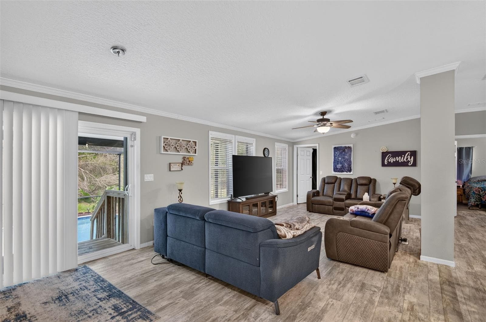 Manufactured Home at 21812 FIELD OF DREAMS LN, DADE CITY, photo 16 of 58