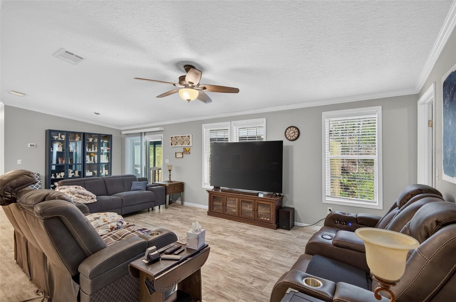Manufactured Home at 21812 FIELD OF DREAMS LN, DADE CITY, photo 18 of 58