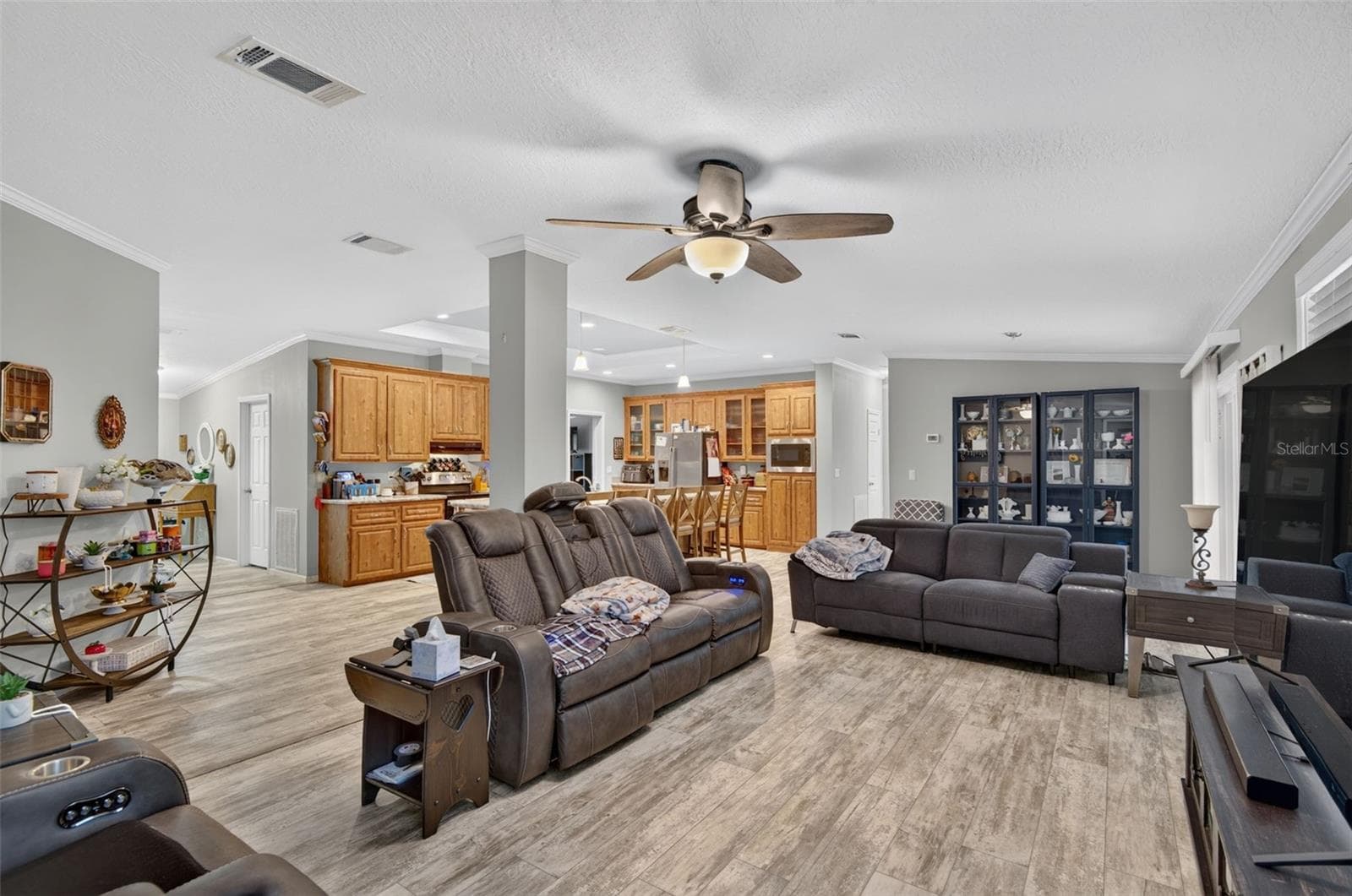 Manufactured Home at 21812 FIELD OF DREAMS LN, DADE CITY, photo 19 of 58