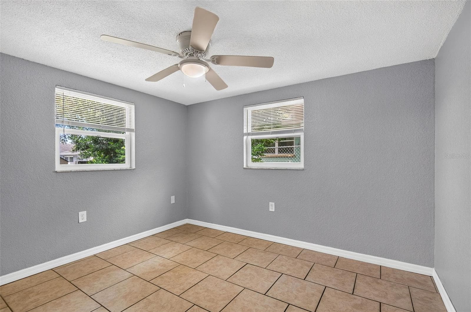 Single Family Residence at 9831 RAINBOW LN, PORT RICHEY, photo 11 of 24