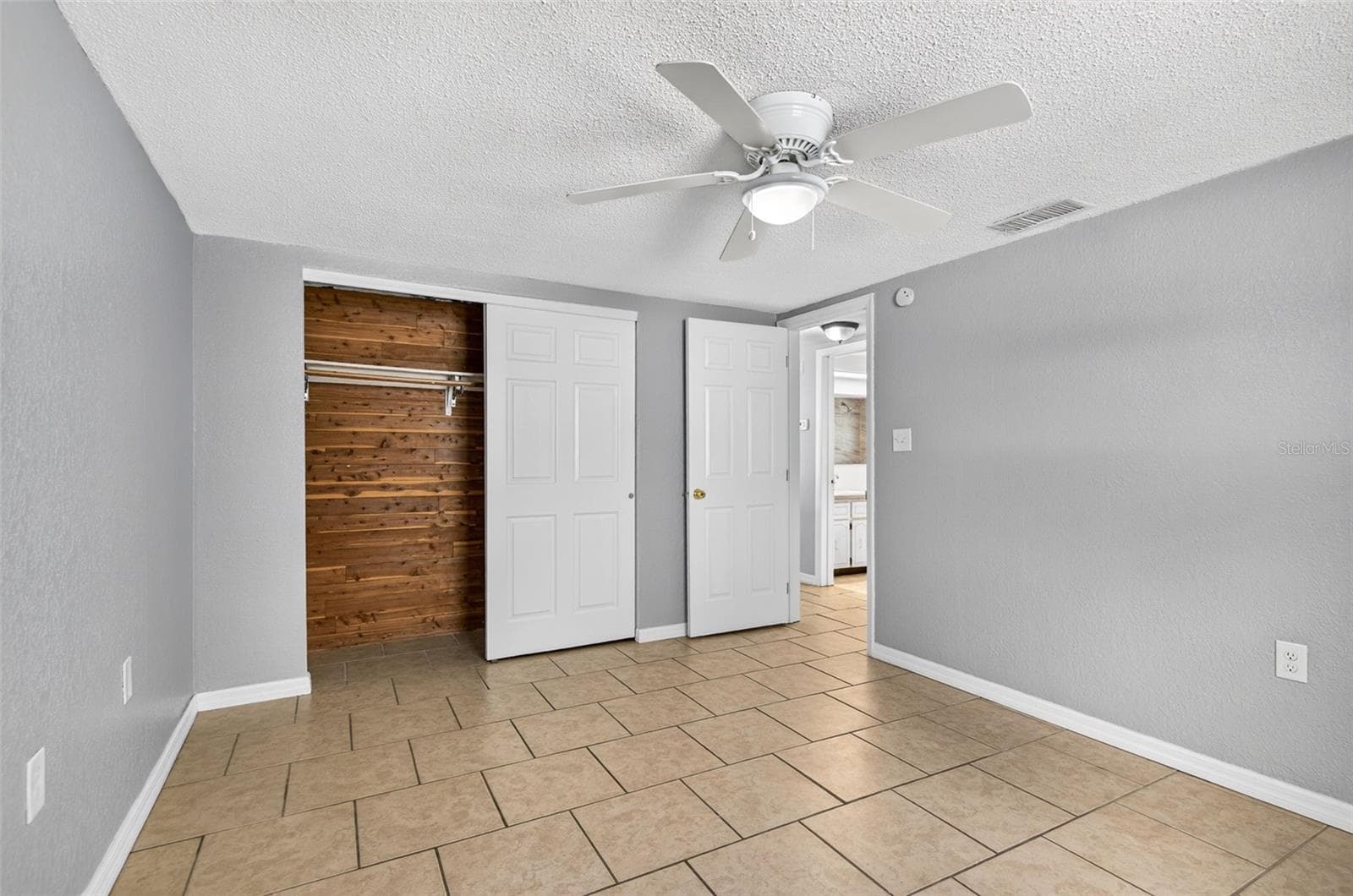 Single Family Residence at 9831 RAINBOW LN, PORT RICHEY, photo 14 of 24