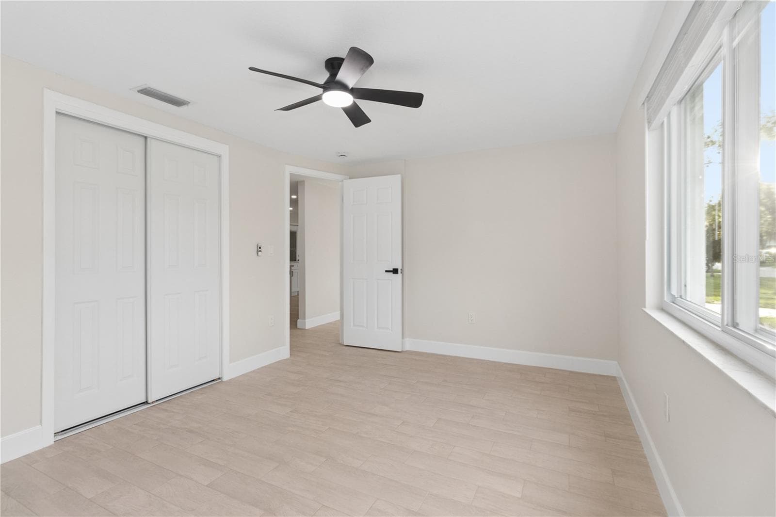 Single Family Residence at 12220 MEADOWBROOK LN, HUDSON, photo 24 of 39