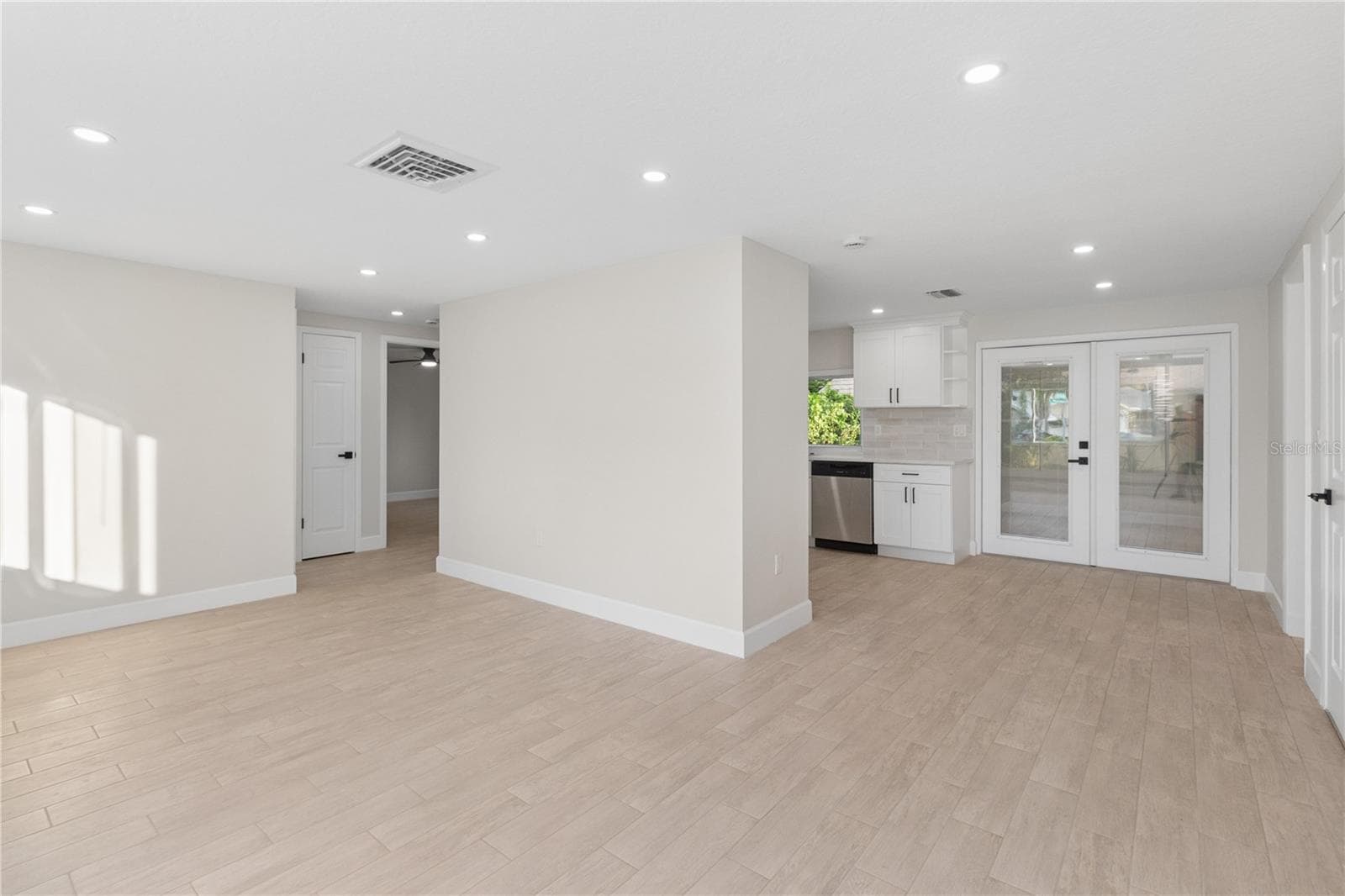 Single Family Residence at 12220 MEADOWBROOK LN, HUDSON, photo 26 of 39