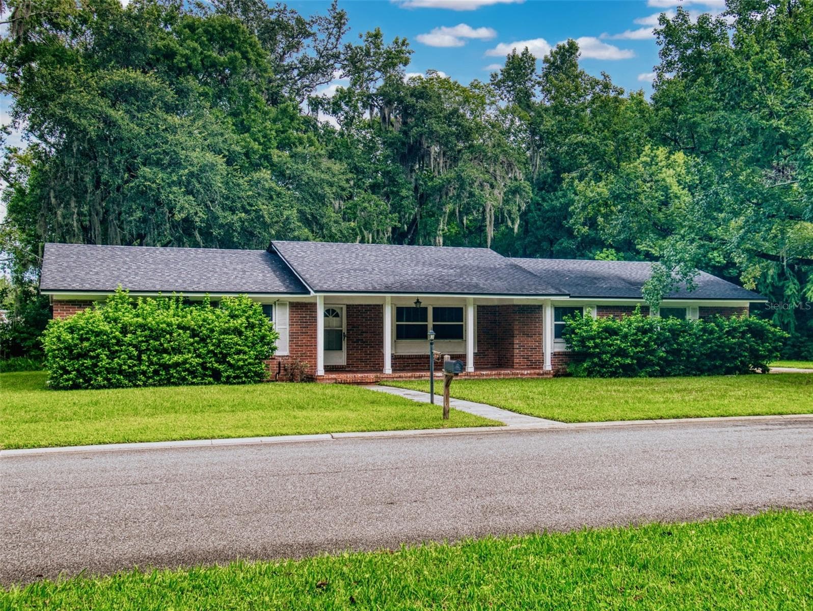 Single Family Residence at 609 CLAIRE LN, ORANGE PARK, photo 48 of 52