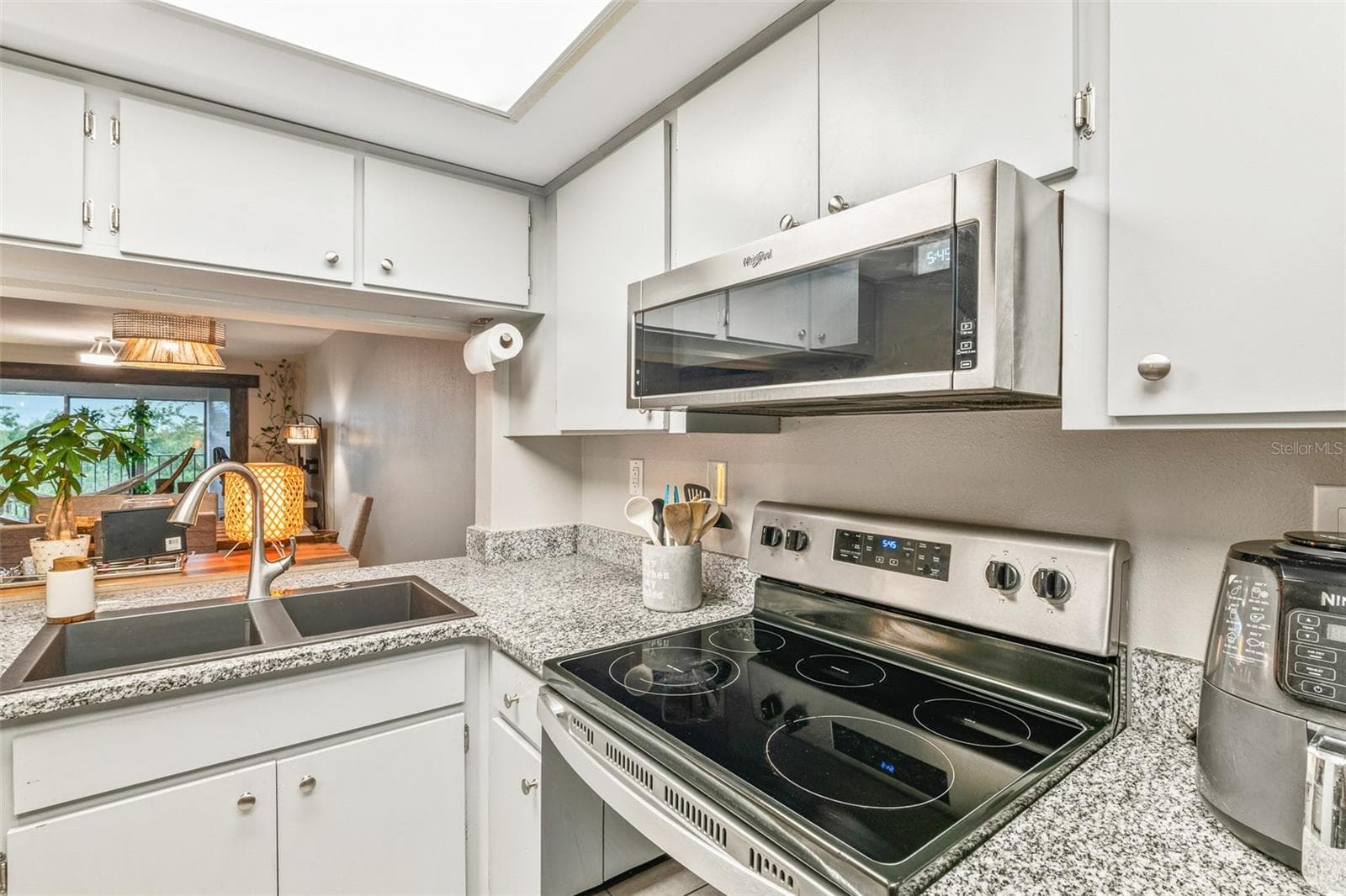 Condominium at 90 HIGHLAND AVE S #402, TARPON SPRINGS, photo 14 of 48