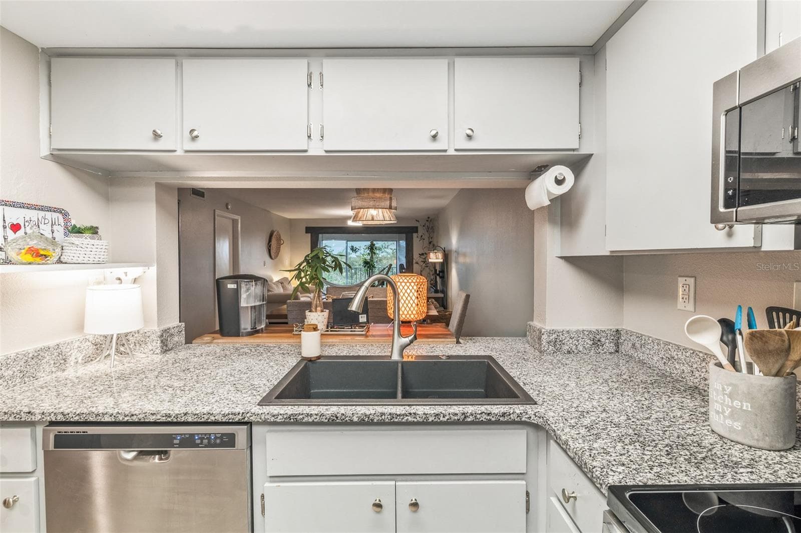 Condominium at 90 HIGHLAND AVE S #402, TARPON SPRINGS, photo 15 of 48
