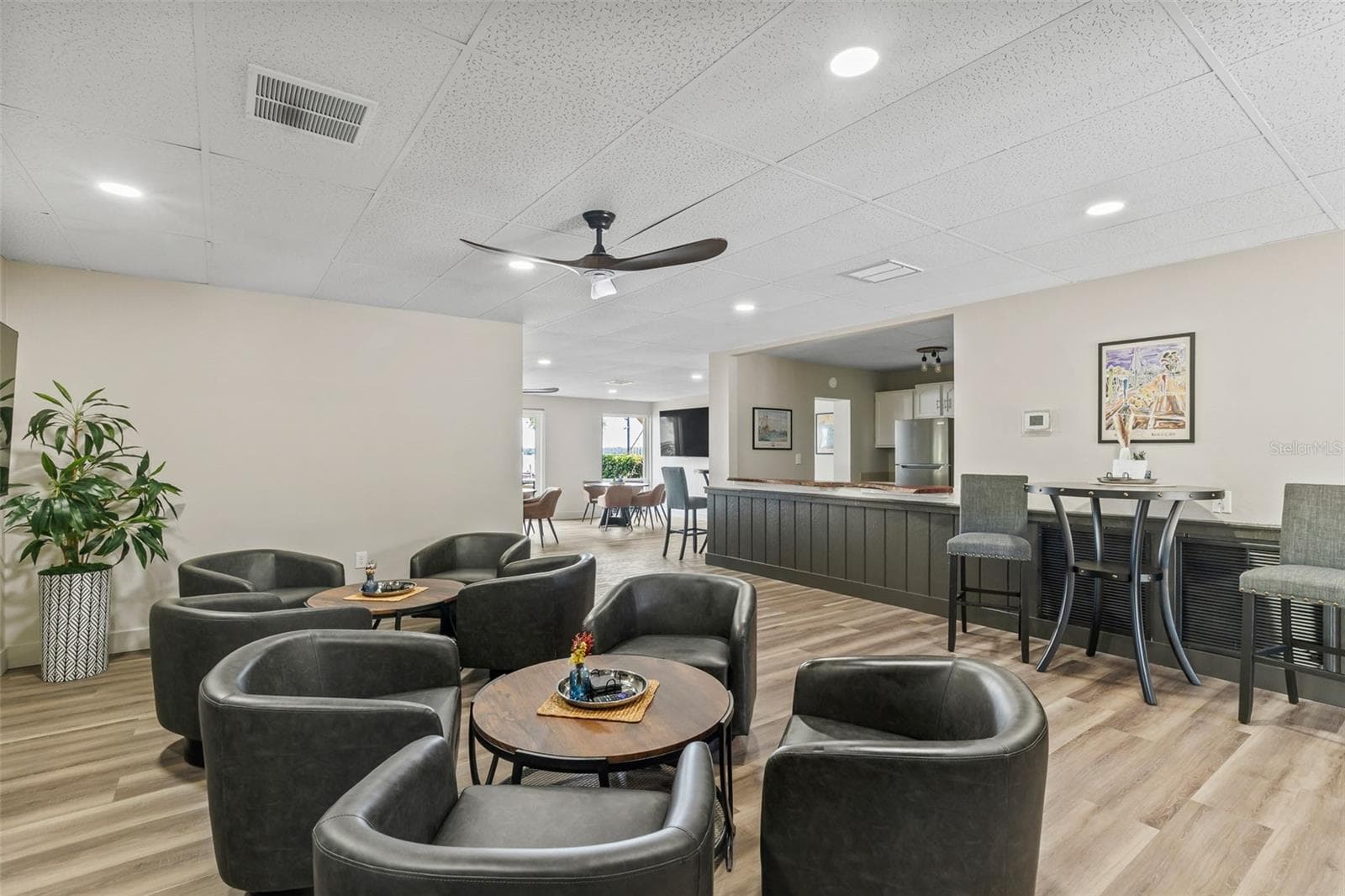 Condominium at 90 HIGHLAND AVE S #402, TARPON SPRINGS, photo 32 of 48