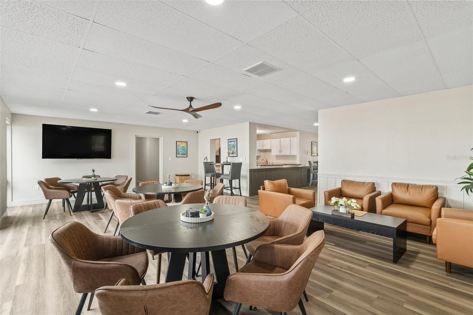 Condominium at 90 HIGHLAND AVE S #402, TARPON SPRINGS, photo 33 of 48