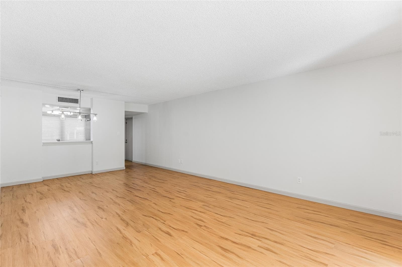 Great Room - 13626 GREENFIELD DR #109, TAMPA