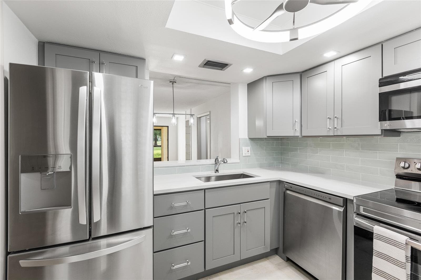 Kitchen - 13626 GREENFIELD DR #109, TAMPA
