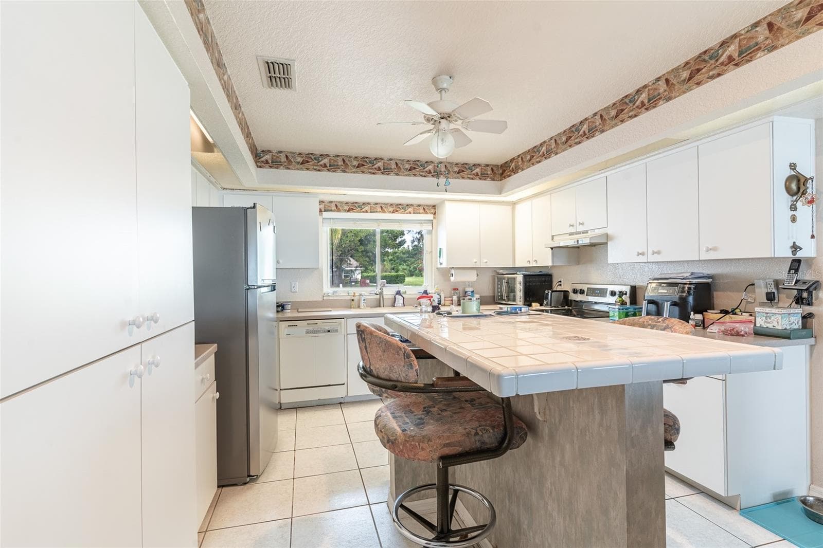 Single Family Residence at 155 HAINESPORT DR, LAKE ALFRED, photo 15 of 82