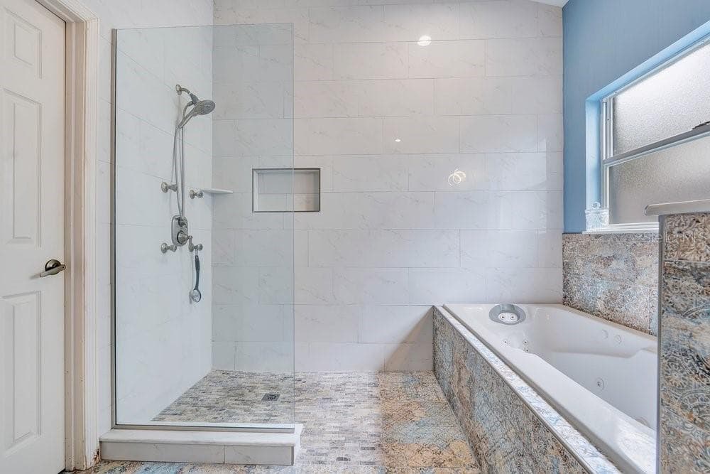 Primary Bathroom - 3732 GATLIN RIDGE DR, ORLANDO