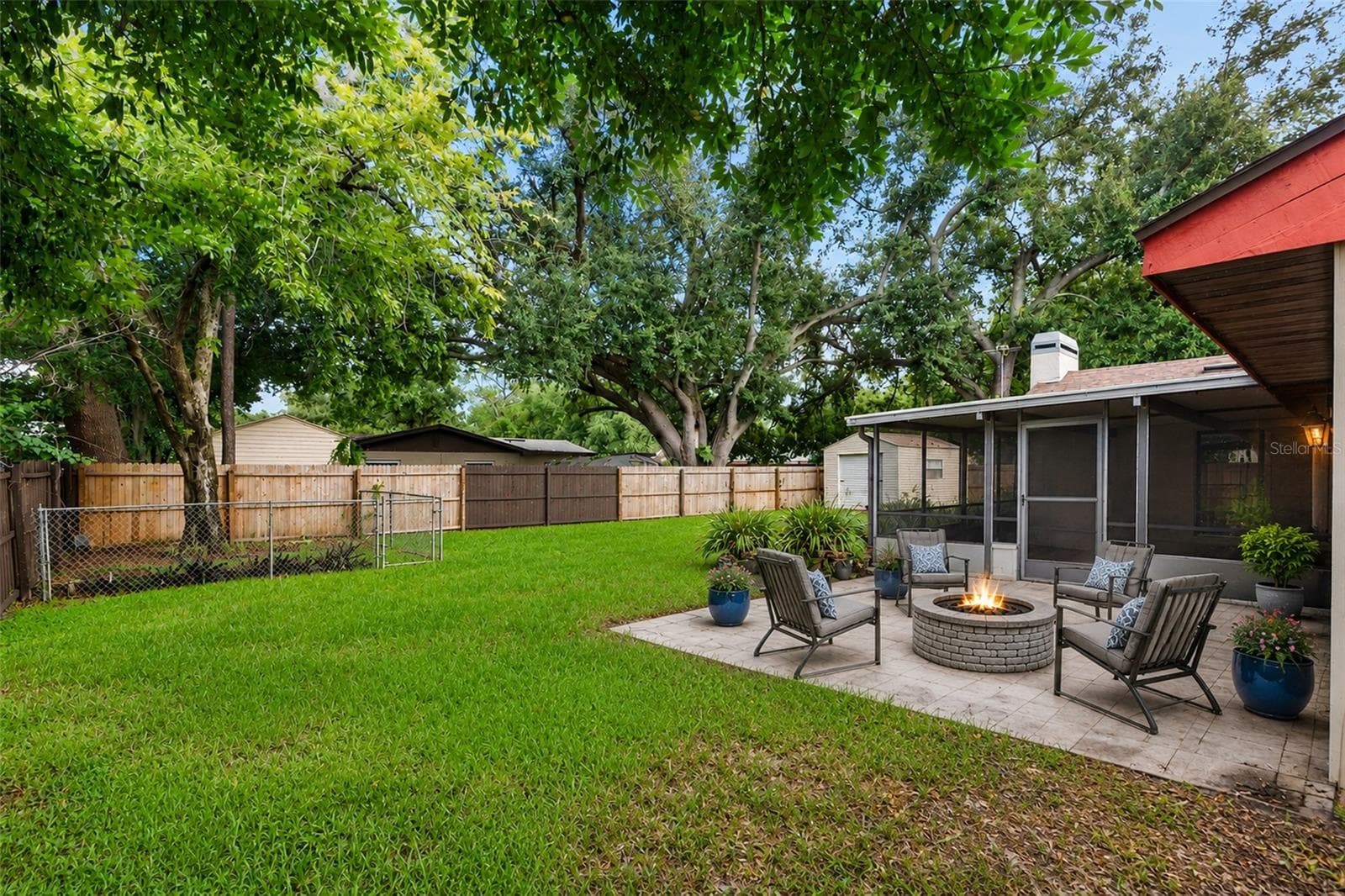 Cookouts  & more in this awesome rear yard! - 216 SHORE LOOP, WINTER HAVEN