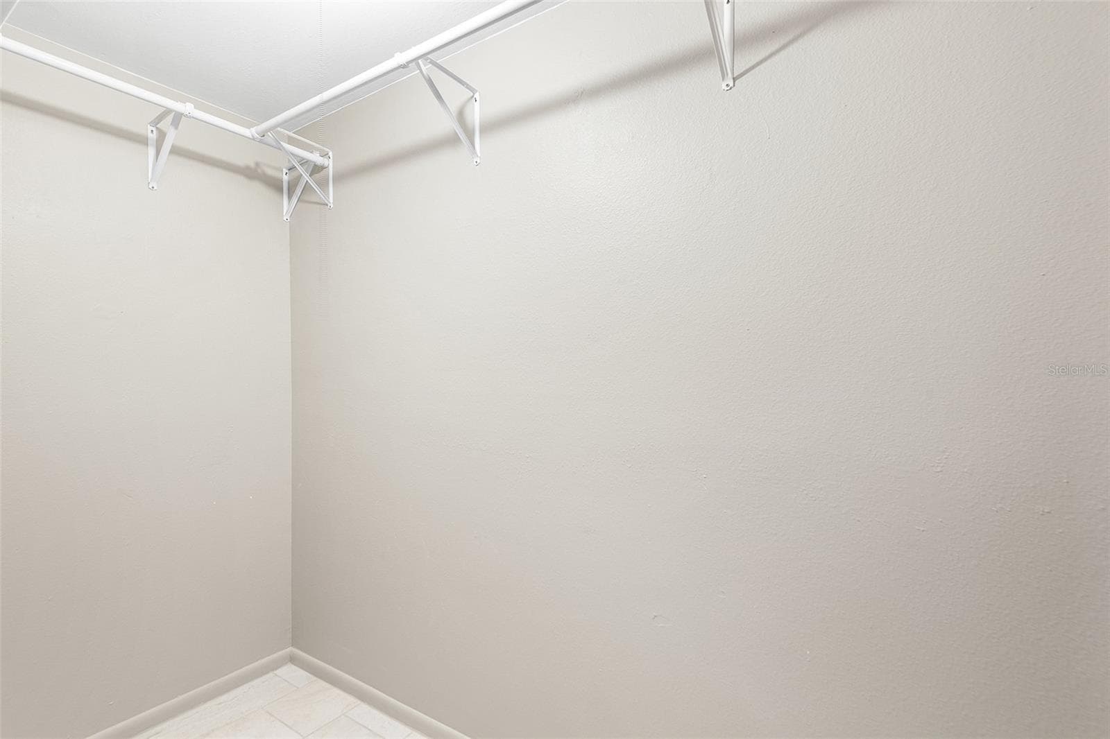 Primary walk-in Closet - 216 SHORE LOOP, WINTER HAVEN