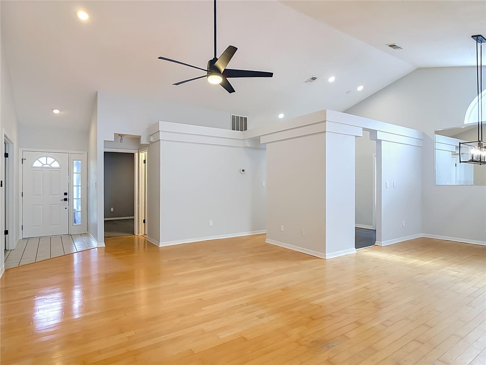 Single Family Residence at 744 BARRINGTON CIR, WINTER SPRINGS, photo 8 of 86