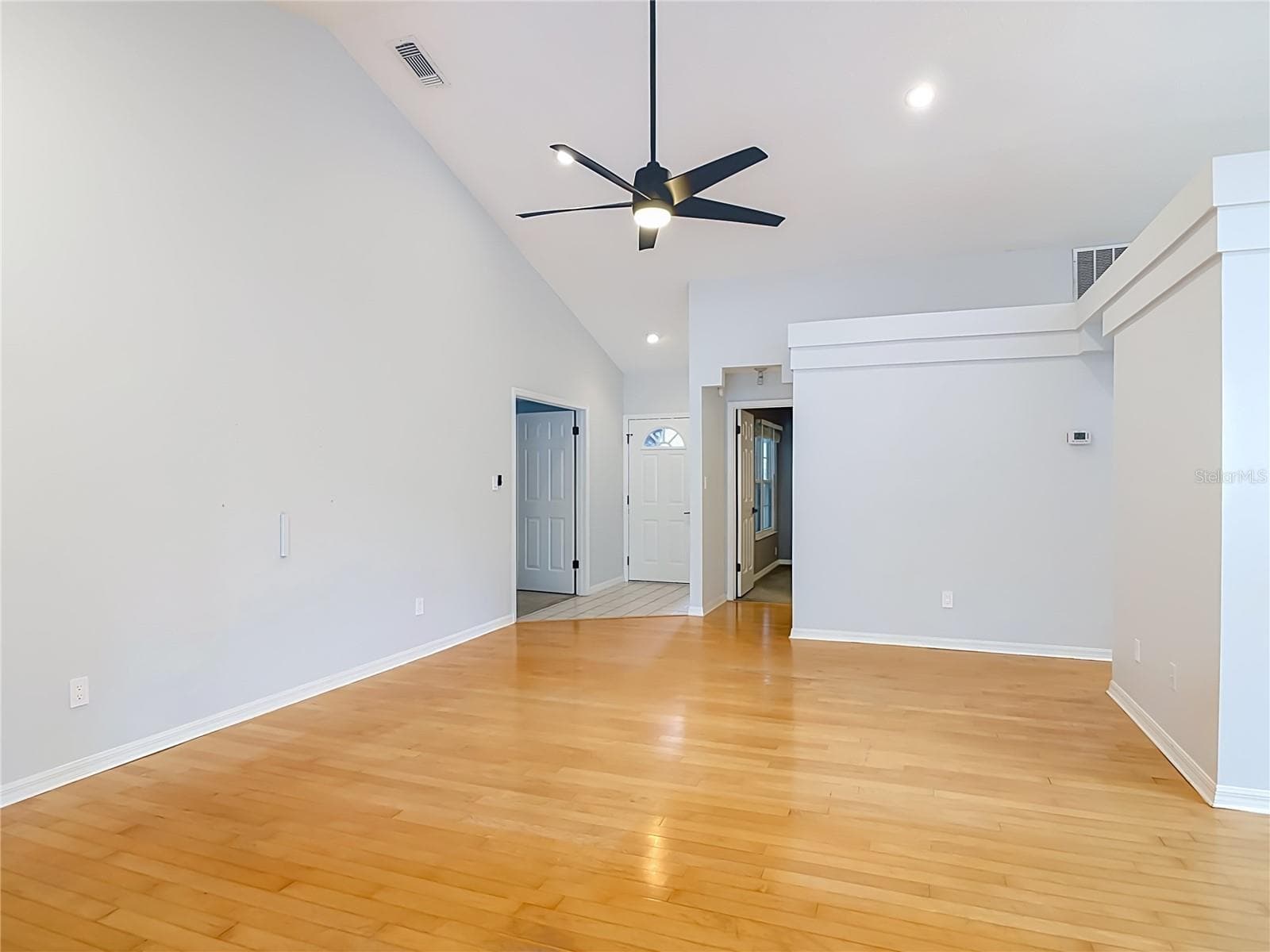 Single Family Residence at 744 BARRINGTON CIR, WINTER SPRINGS, photo 9 of 86