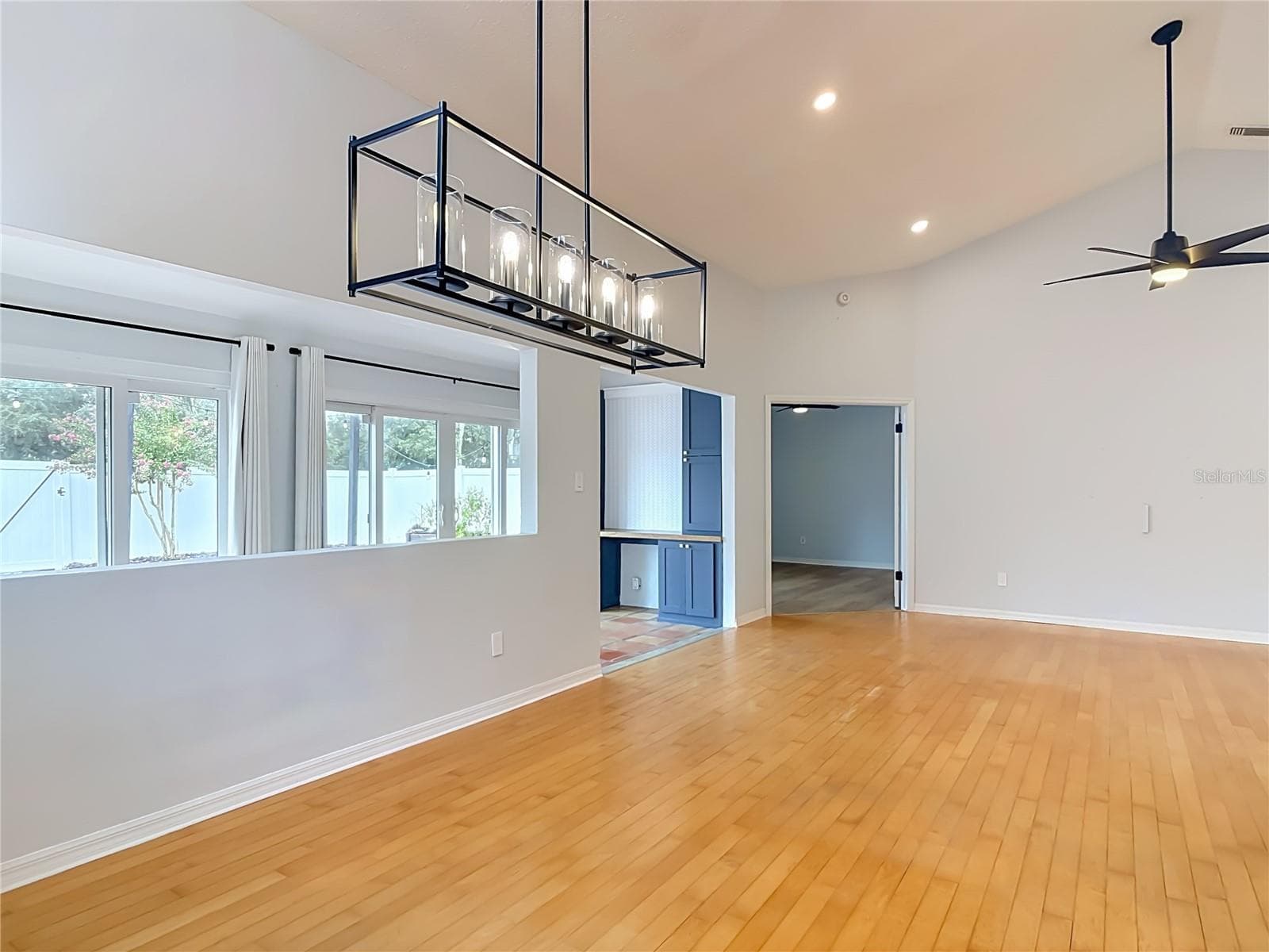 Single Family Residence at 744 BARRINGTON CIR, WINTER SPRINGS, photo 18 of 86