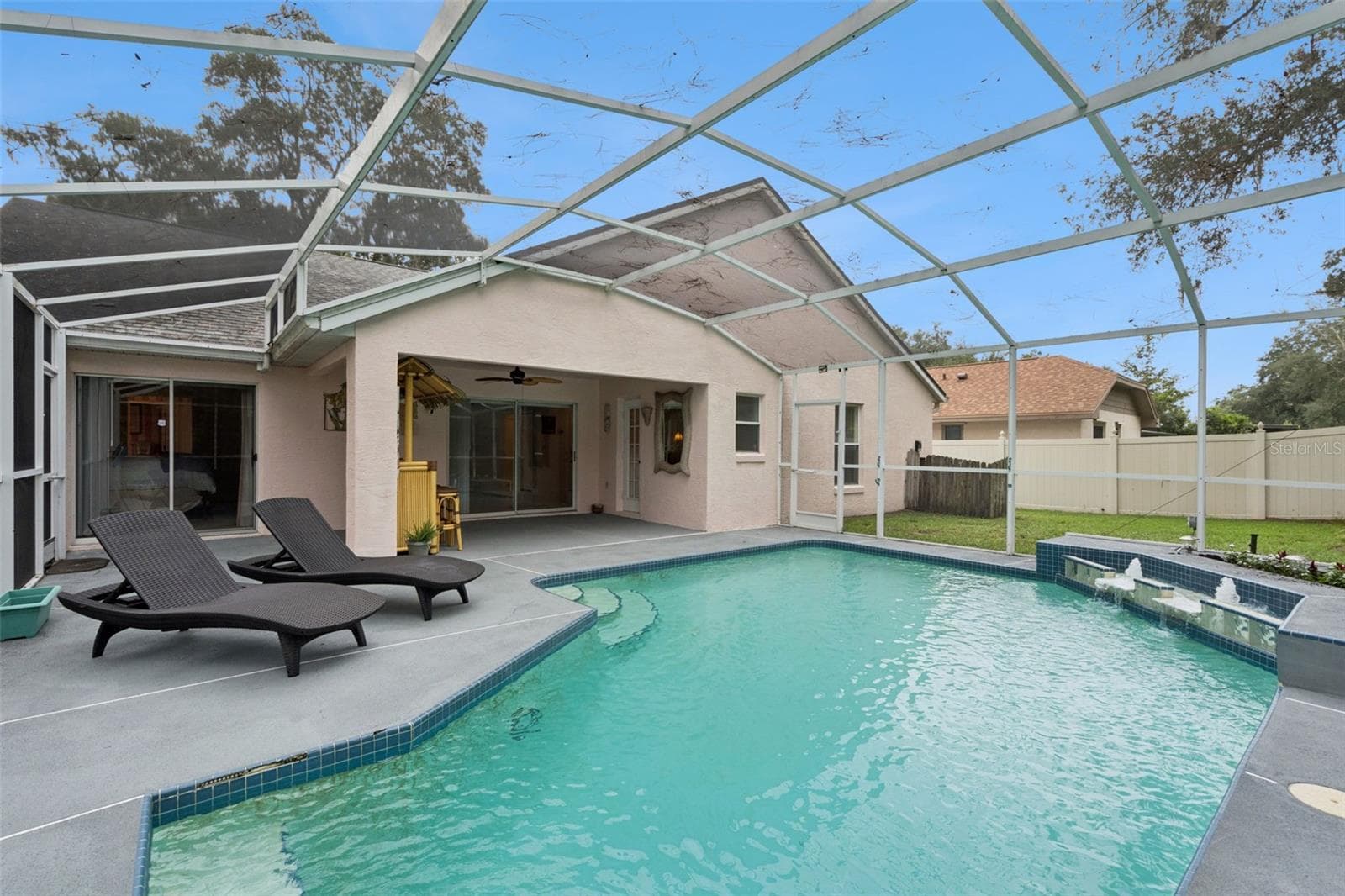 Single Family Residence at 699 N ENDEAVOUR DR, WINTER SPRINGS, photo 4 of 43