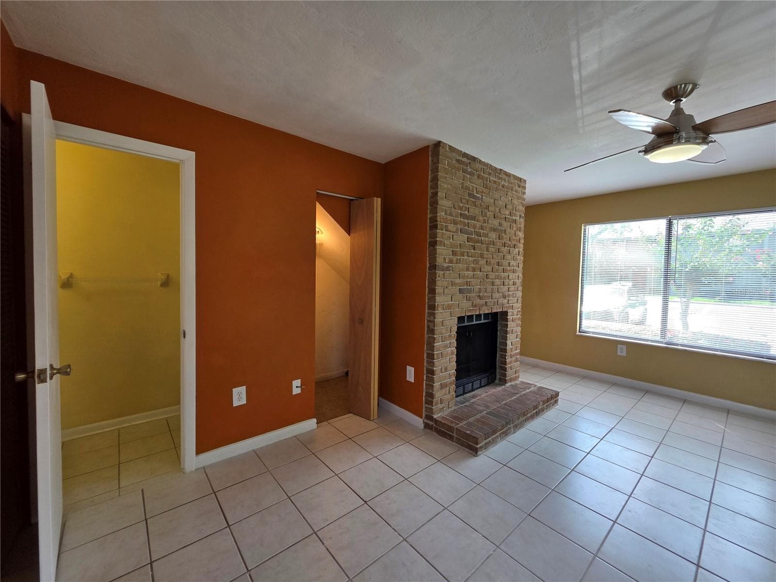Condominium at 2300 SW 43RD ST #M1, GAINESVILLE, photo 11 of 23
