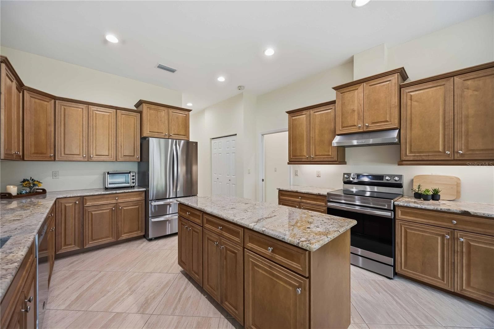 Spacious Kitchen, center island - 200 MONTANA AVE, NOKOMIS