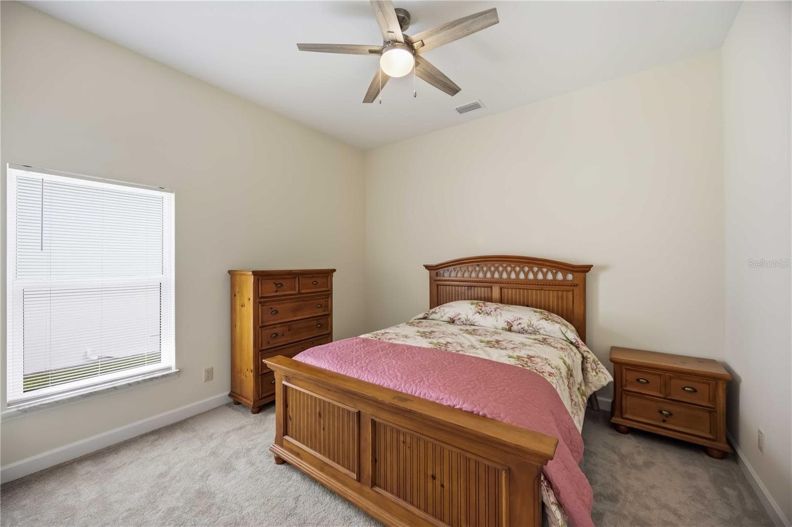 Guest bedroom - 200 MONTANA AVE, NOKOMIS