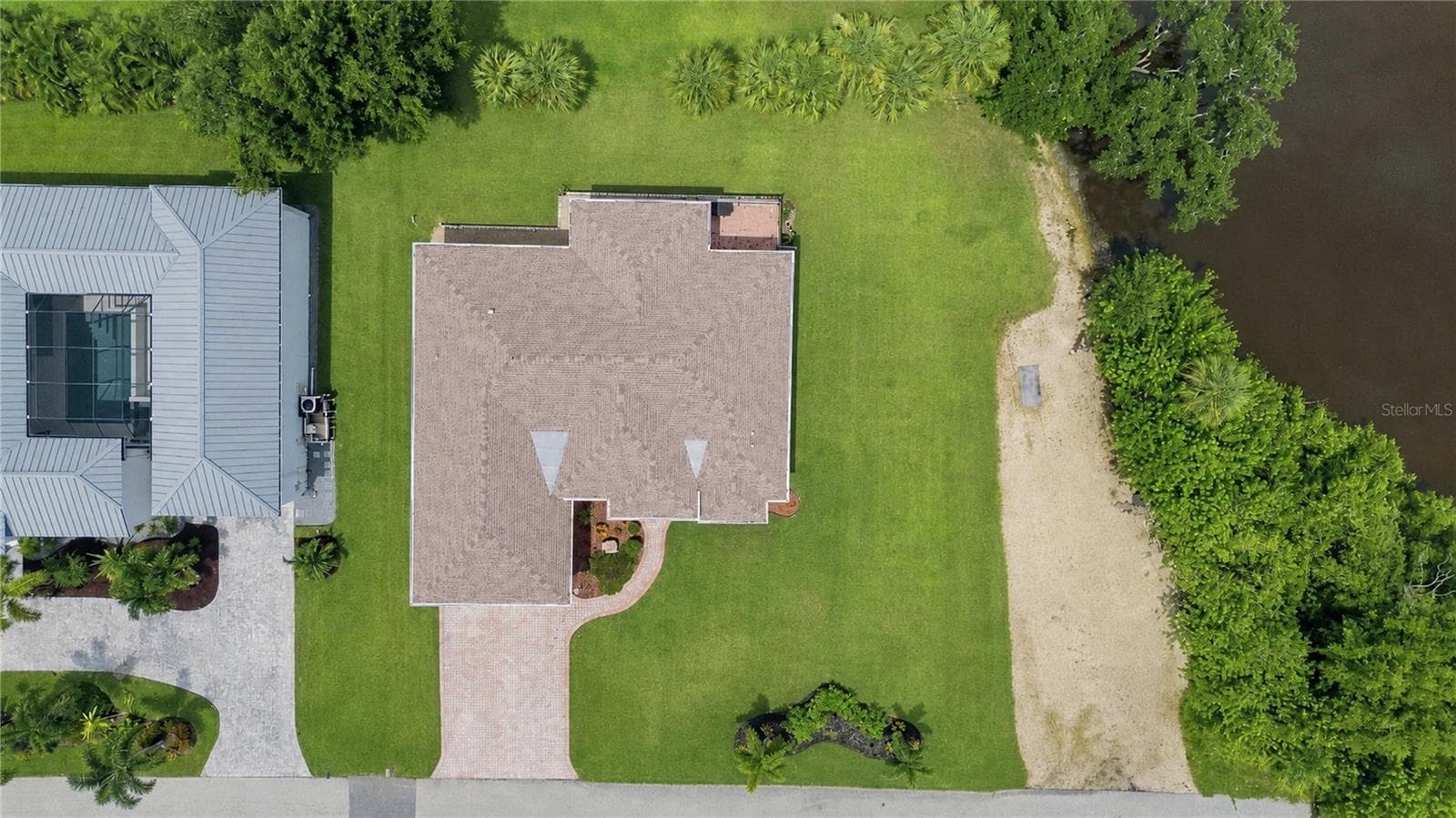 Aerial of property - 200 MONTANA AVE, NOKOMIS