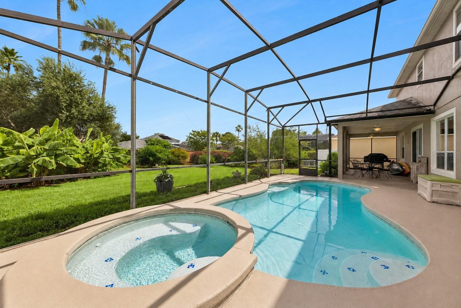 Screen Enclosed Heated Pool and Spa - 14639 RIVIERA POINTE DR, ORLANDO