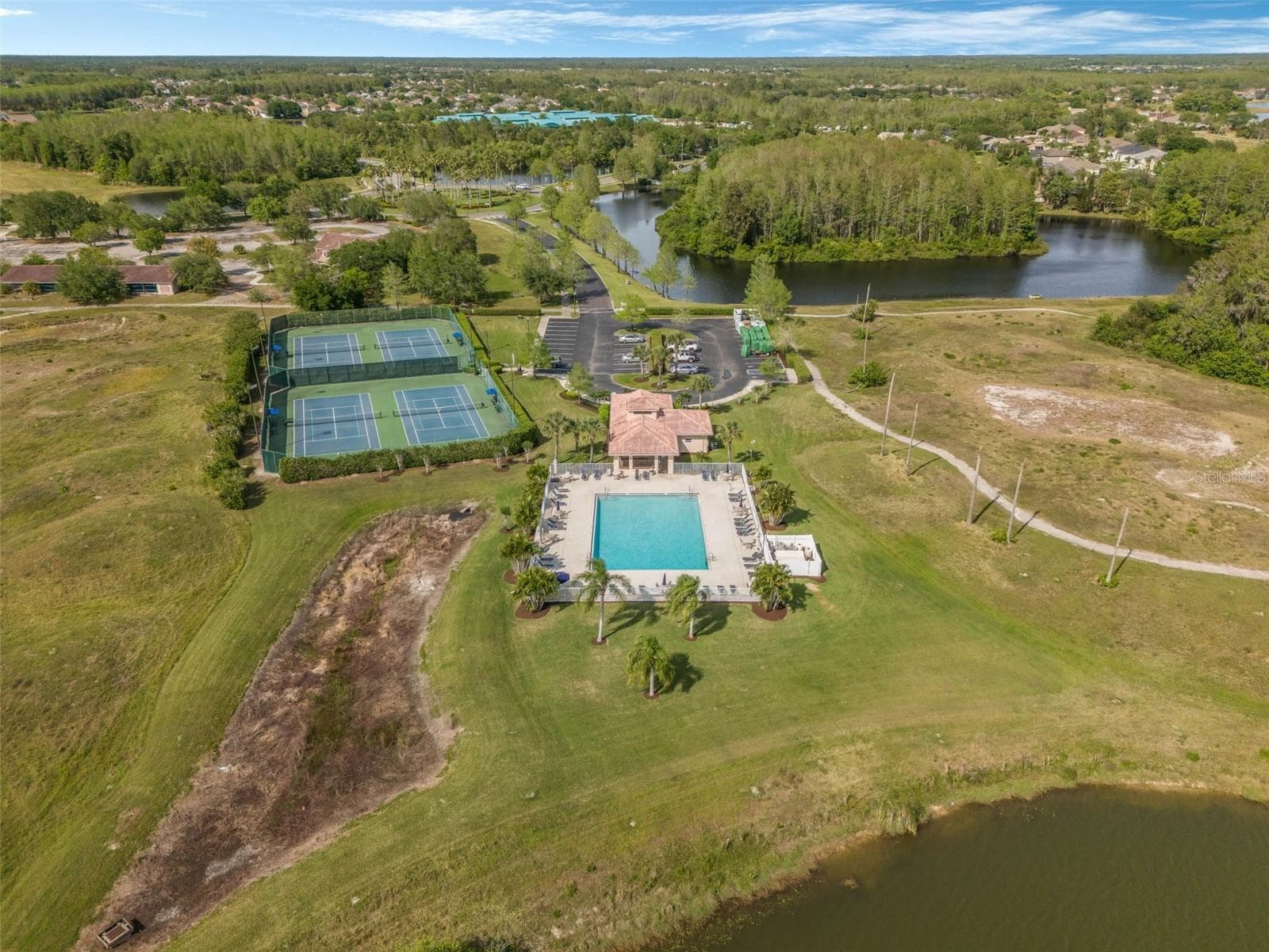 Community Pool and Tennis Courts - 14639 RIVIERA POINTE DR, ORLANDO