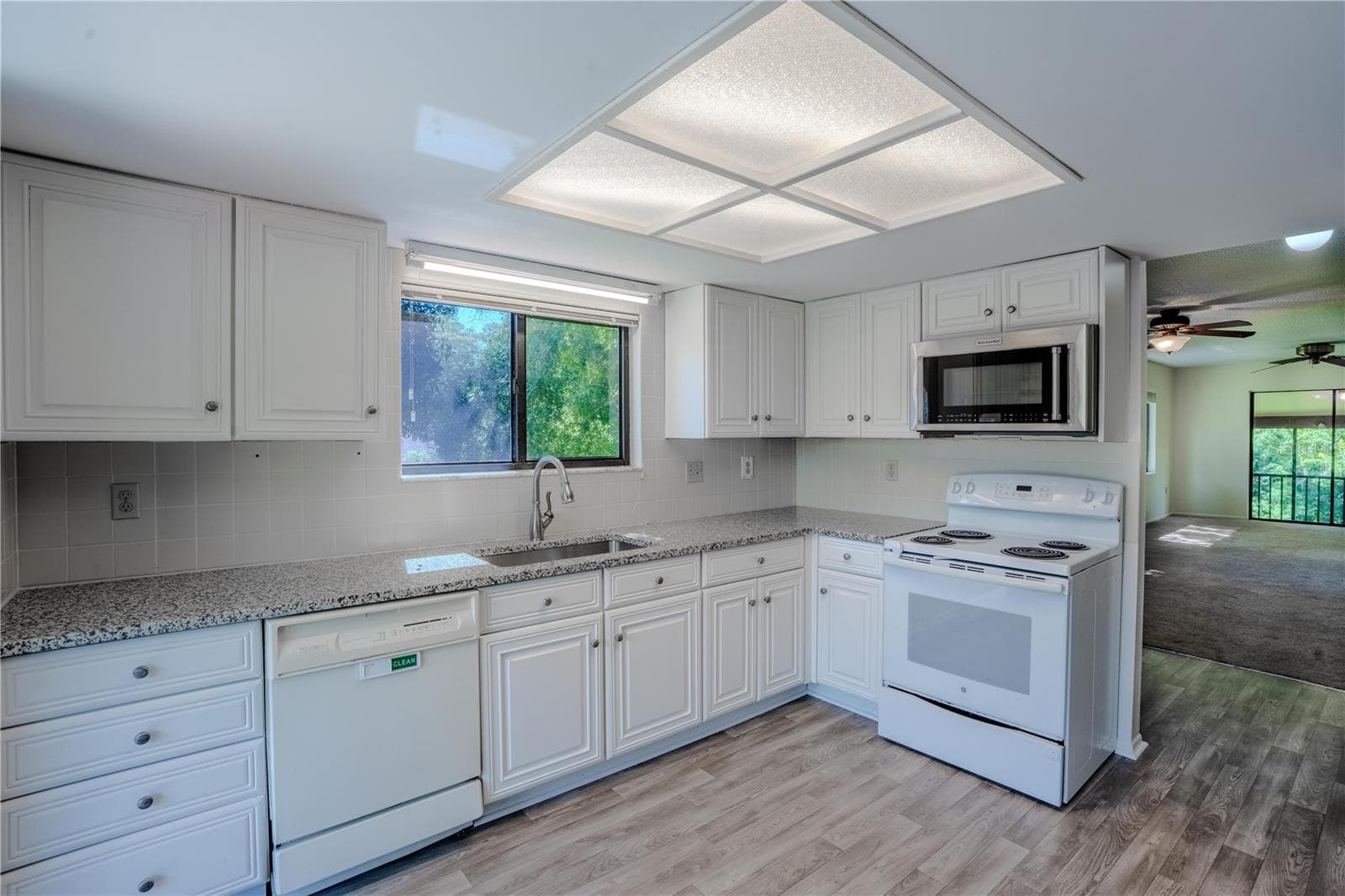 Condominium at 612 BALDWIN AVE #C, SAFETY HARBOR, photo 11 of 42