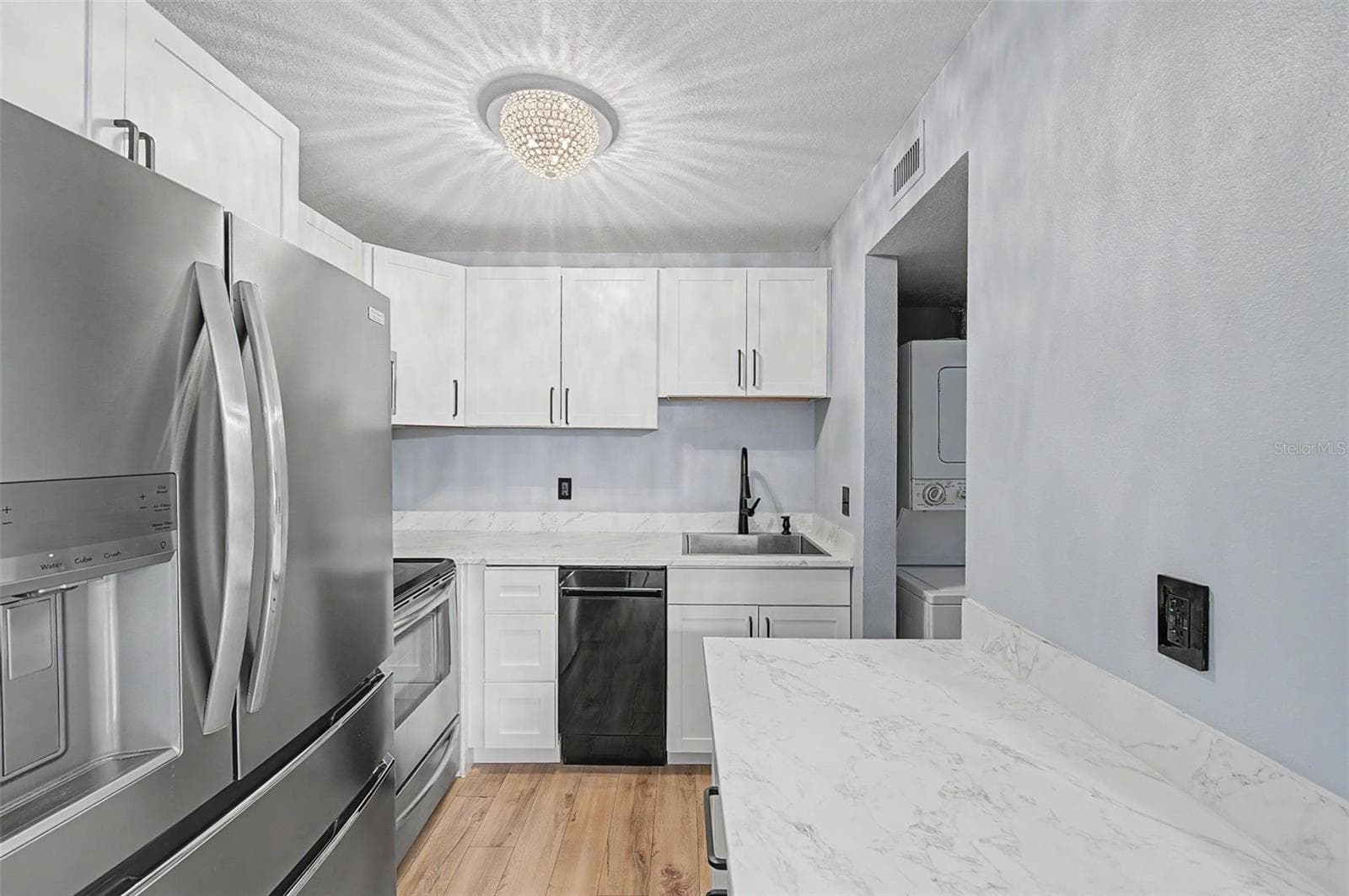 Condominium at 11923 DIETZ DR #8, TAMPA, photo 11 of 35