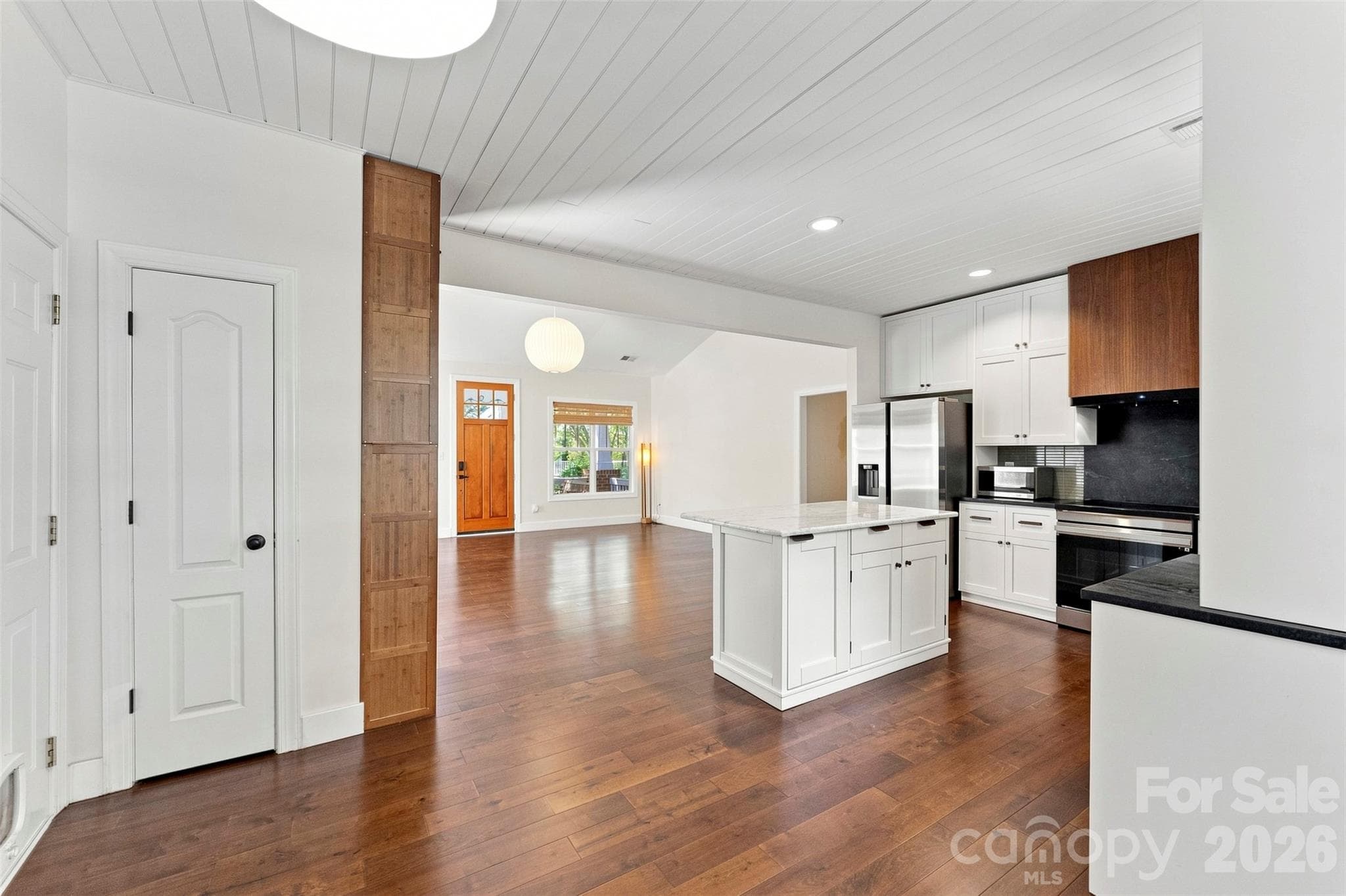 Open kitchen and living area - 14100 Garden District Row, Huntersville