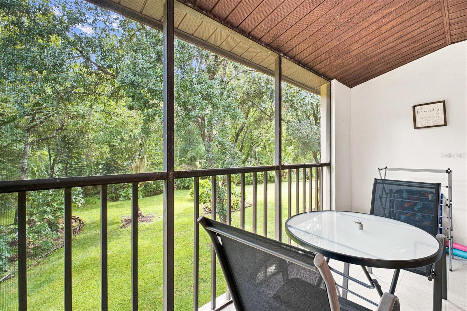 Condominium at 1400 TARPON WOODS BLVD #E6, PALM HARBOR, photo 33 of 47