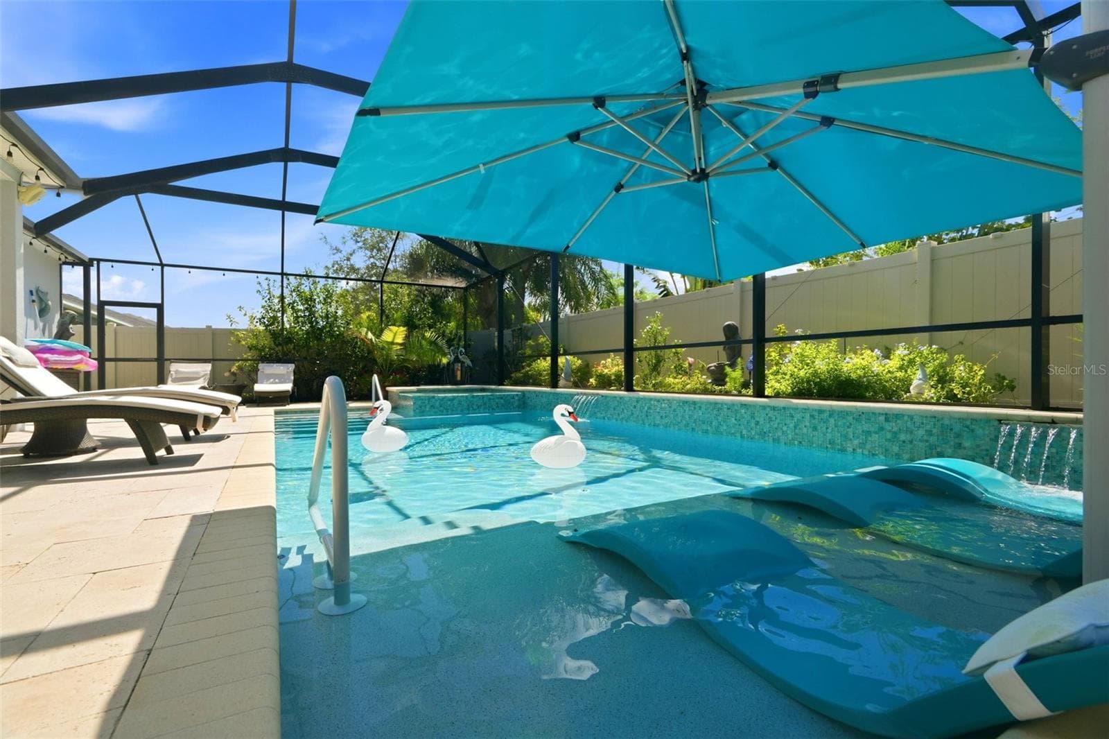 Single Family Residence at 11750 LAKE LUCAYA DR, RIVERVIEW, photo 30 of 49