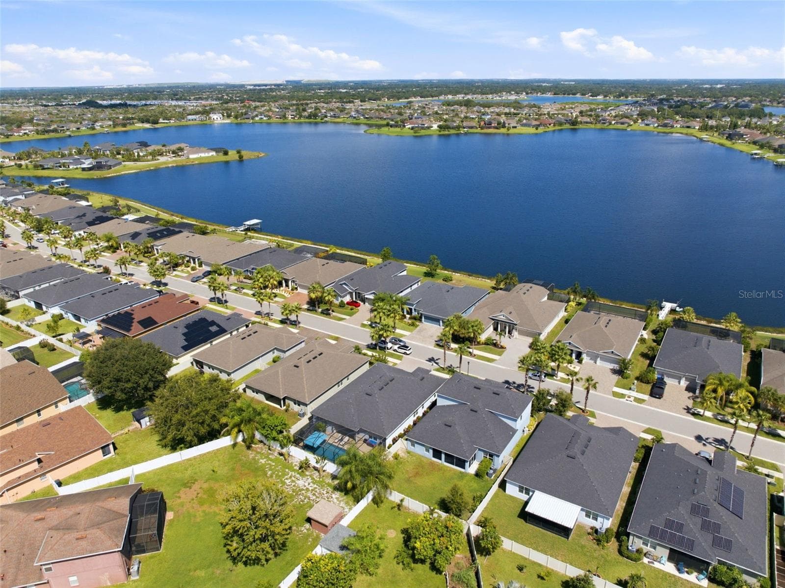 Single Family Residence at 11750 LAKE LUCAYA DR, RIVERVIEW, photo 43 of 49