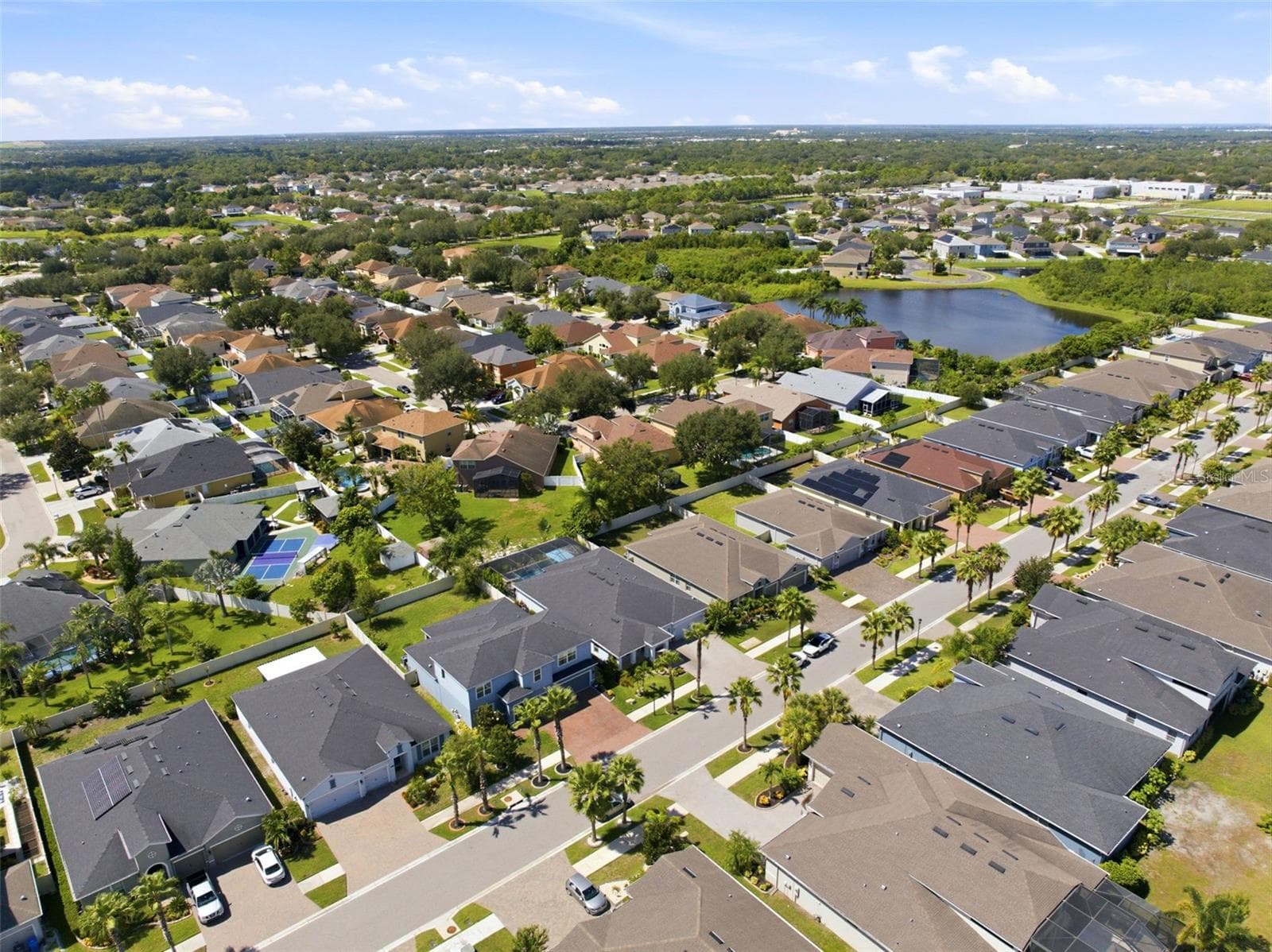 Single Family Residence at 11750 LAKE LUCAYA DR, RIVERVIEW, photo 44 of 49