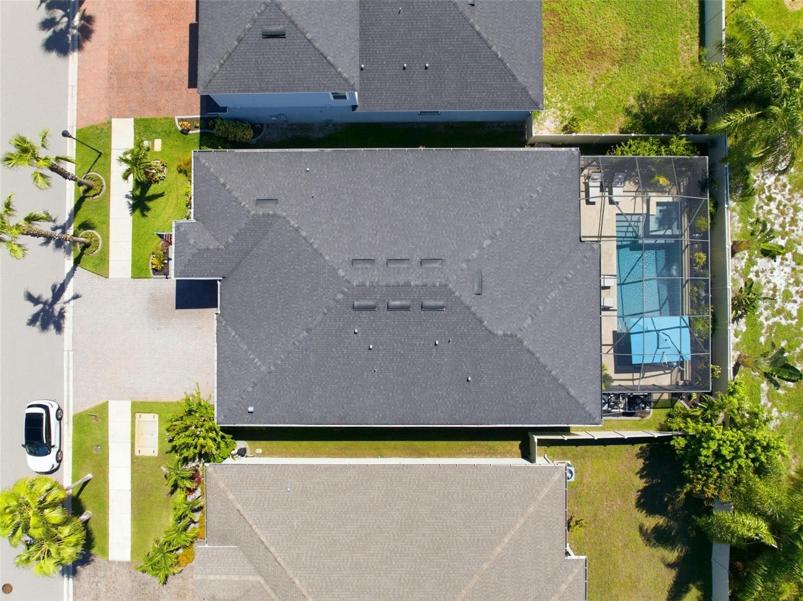 Single Family Residence at 11750 LAKE LUCAYA DR, RIVERVIEW, photo 48 of 49