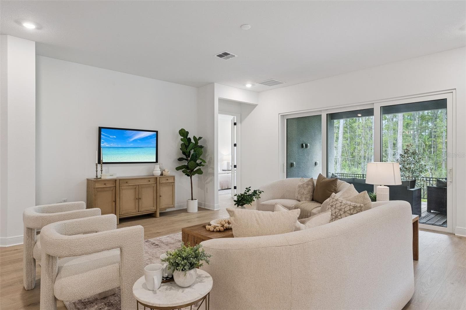Single Family Residence at 14353 CREST PALM AVE, WINDERMERE, photo 13 of 73
