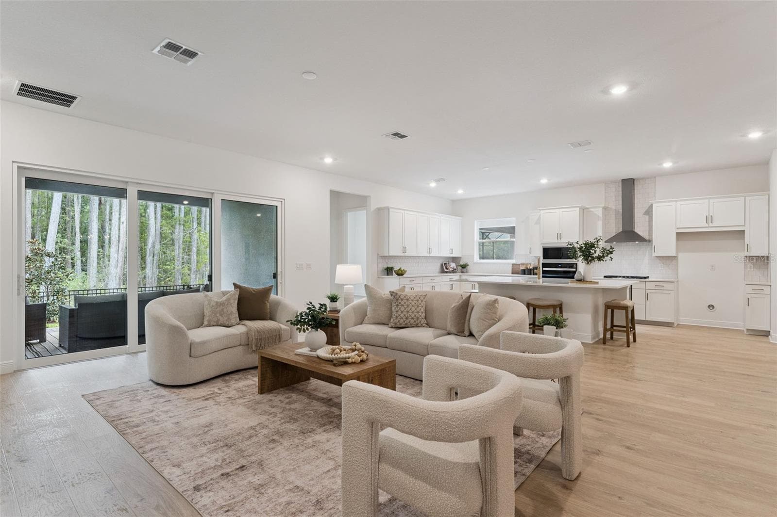 Single Family Residence at 14353 CREST PALM AVE, WINDERMERE, photo 14 of 73