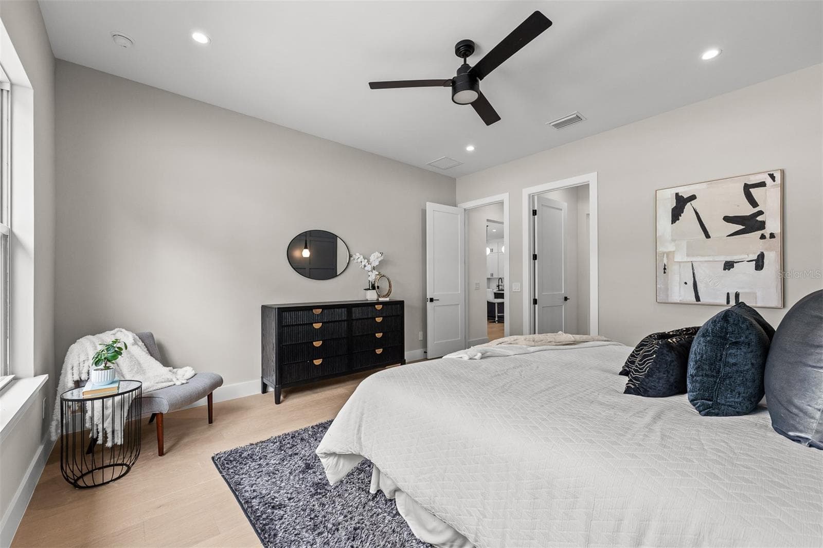 Single Family Residence at 726 GOLFVIEW ST, ORLANDO, photo 18 of 45
