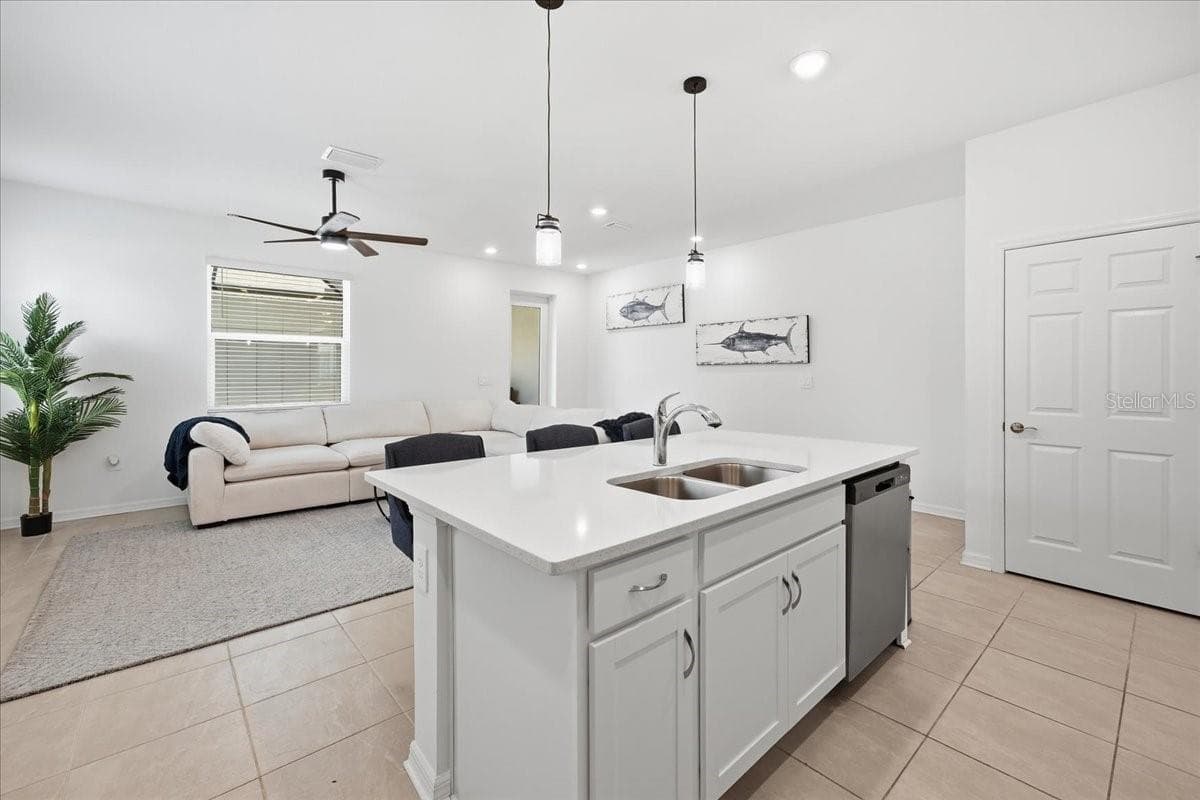 Townhouse at 1872 STERN LN, SARASOTA, photo 19 of 97