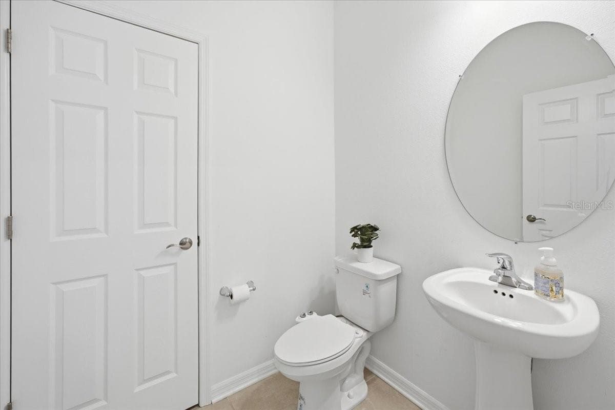 Townhouse at 1872 STERN LN, SARASOTA, photo 20 of 97
