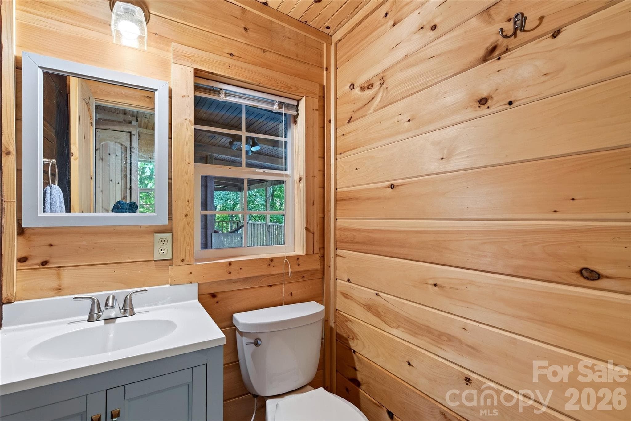 Single Family Residence at 10 Camp Elliott Road, Black Mountain, photo 25 of 47