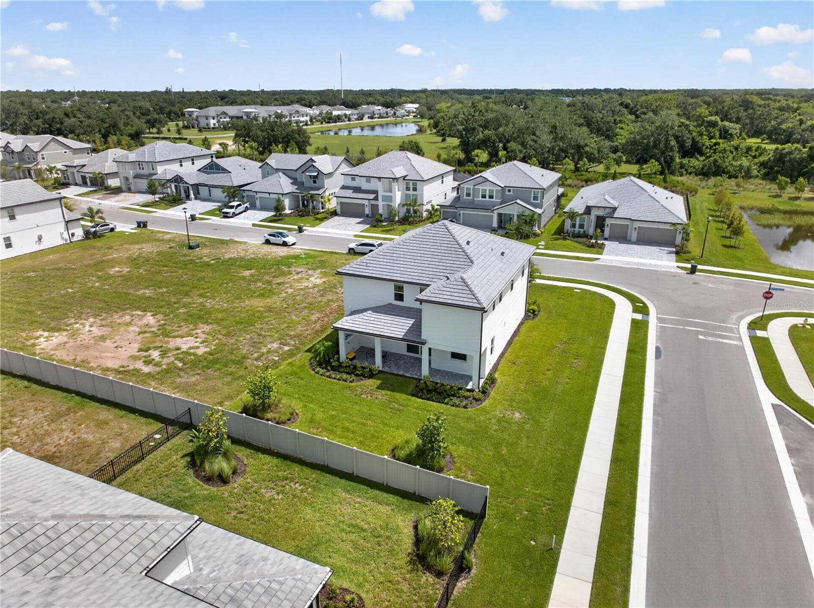Single Family Residence at 7595 SEAHAWK AVE, SARASOTA, photo 8 of 79