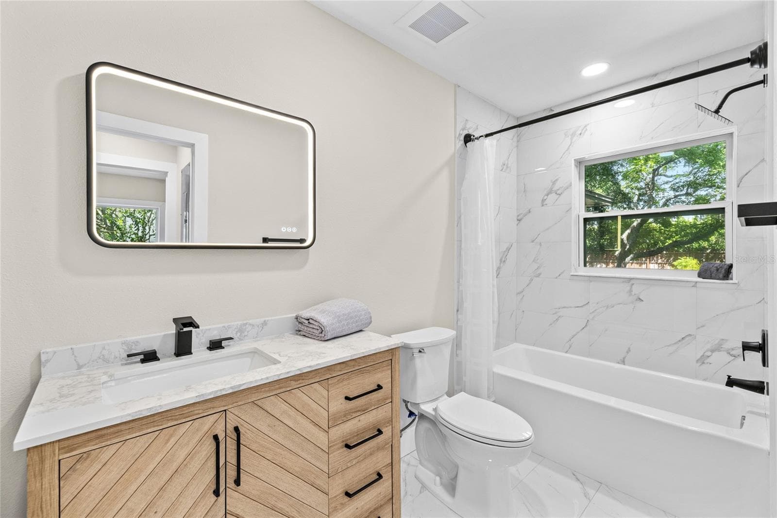 Secondary Bathroom - 1104 S LOIS AVE, TAMPA