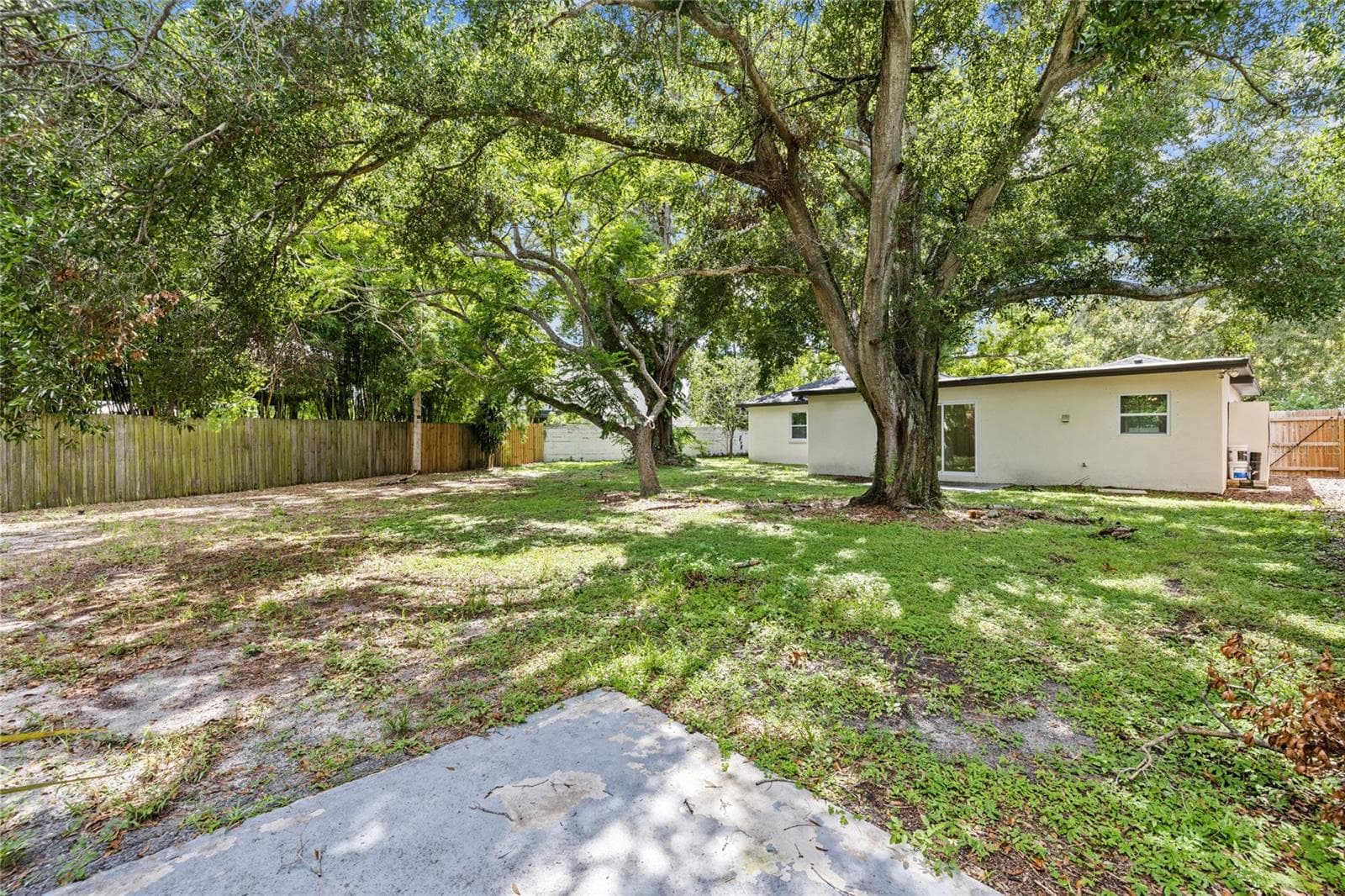 Huge Fenced Yard - 1104 S LOIS AVE, TAMPA
