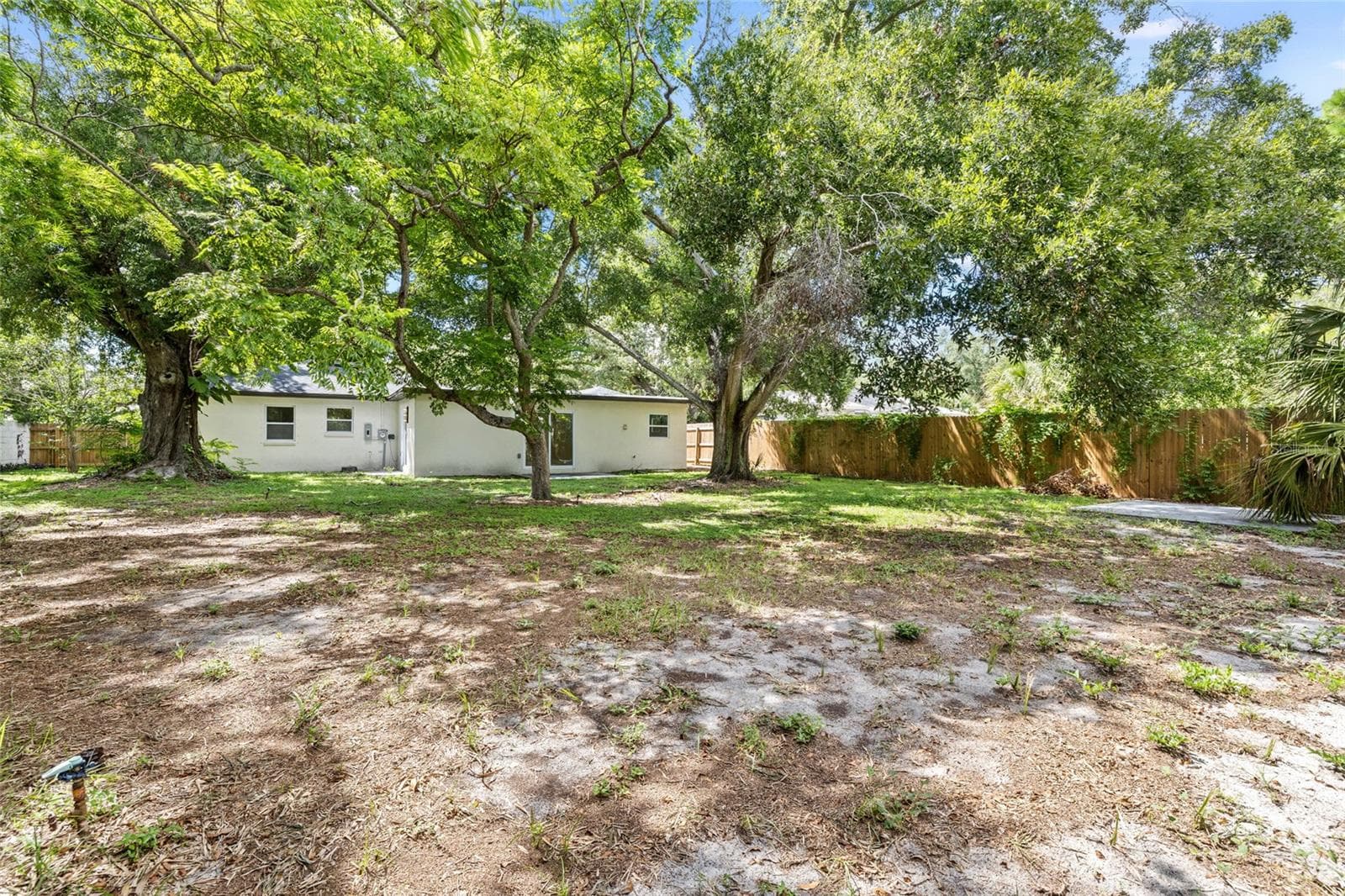 Huge Fenced Yard - 1104 S LOIS AVE, TAMPA