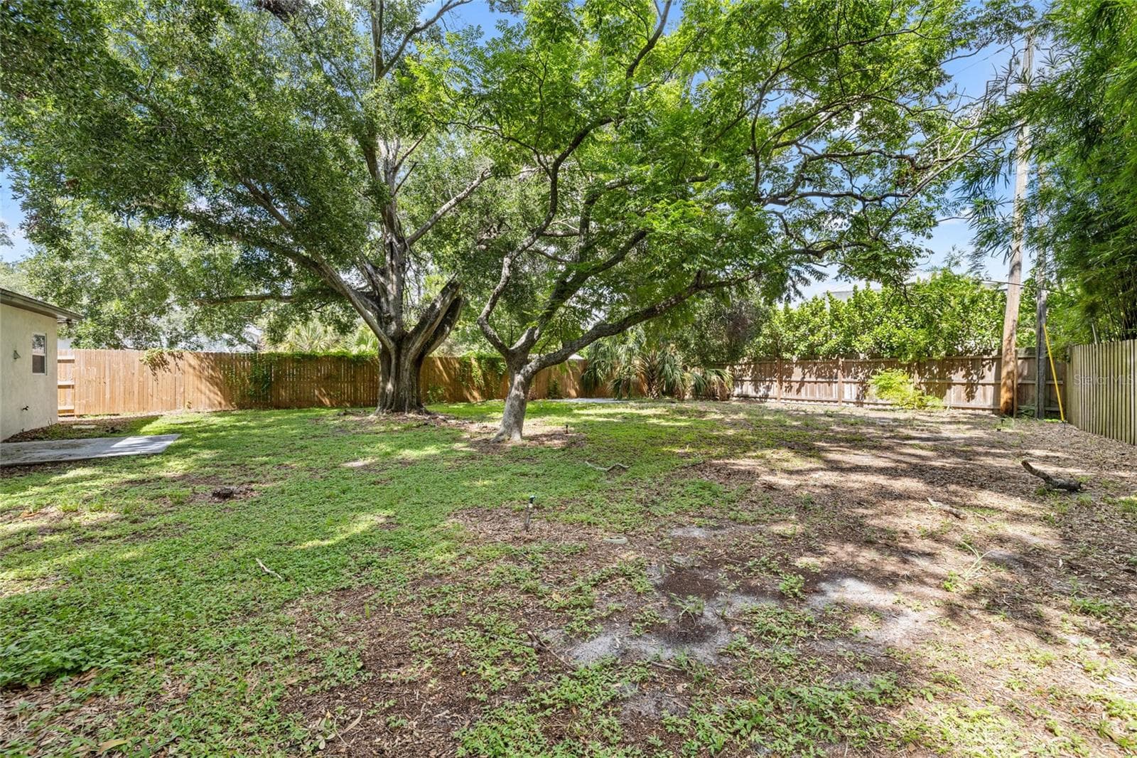 Huge Fenced Yard - 1104 S LOIS AVE, TAMPA