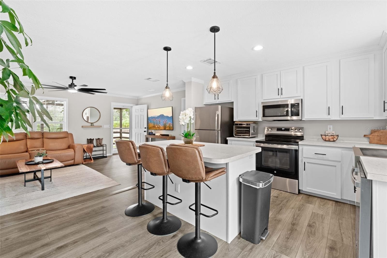 Manufactured Home at 1164 KATIE WOOD TRL, BROOKSVILLE, photo 4 of 74