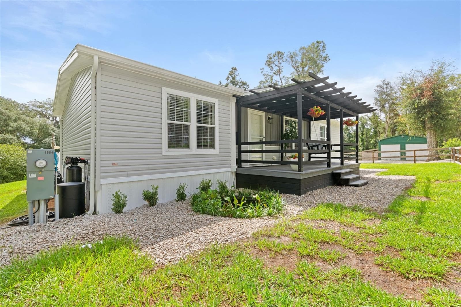 Manufactured Home at 1164 KATIE WOOD TRL, BROOKSVILLE, photo 44 of 74